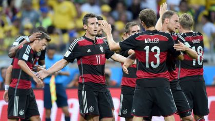 Alemães comemoram gol contra o Brasil na semifinal da Copa do Mundo de 2014
