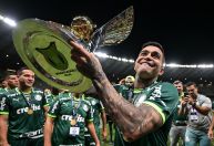 Dudu não terá grandeza dentro do Palmeiras apagada, diz Michel Bastos