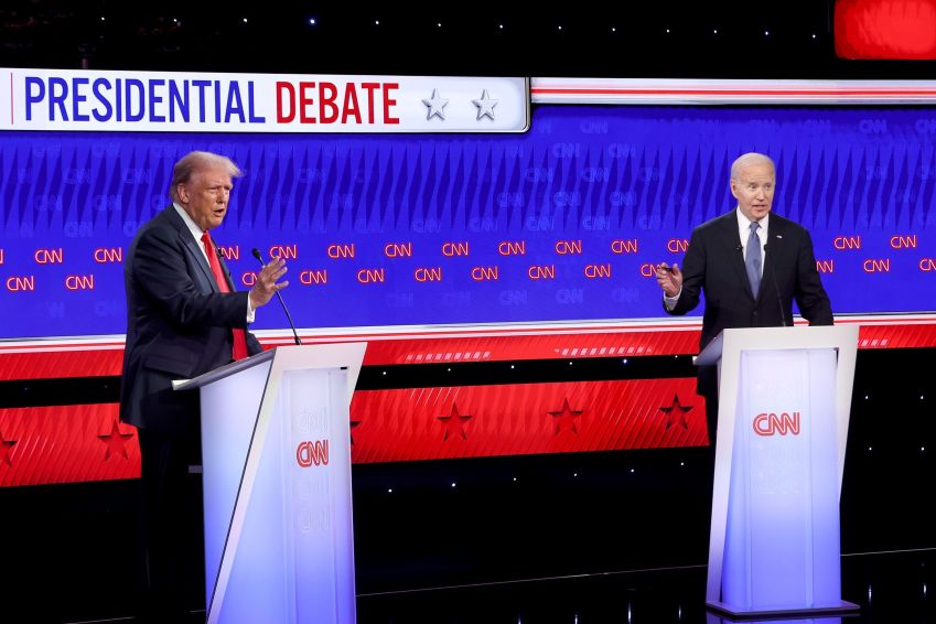 Donald Trump e Joe Biden se enfrentam no primeiro debate para as eleições americanas de 2024 / Reprodução/Getty Images