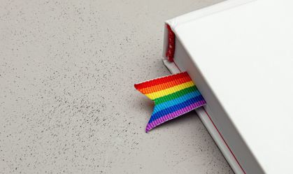 53% de profissionais LGBT+ que atuam no mercado conhecem alguém que sofreu preconceito no trabalho, diz pesquisa