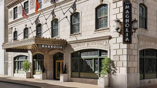 O Magnolia Hotel St Louis oferece muito glamour para a seleção que ficar hospedada em suas instalações.