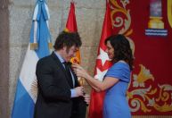 Em meio a crise diplomática, Javier Milei volta à Espanha e critica Pedro Sánchez