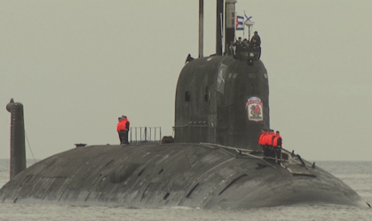Veja imagens de navio de guerra e submarino da Rússia em porto de Cuba
