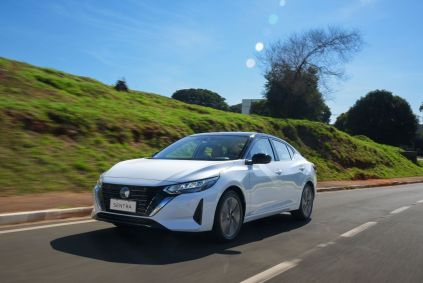 Nissan Sentra Exclusive 2025