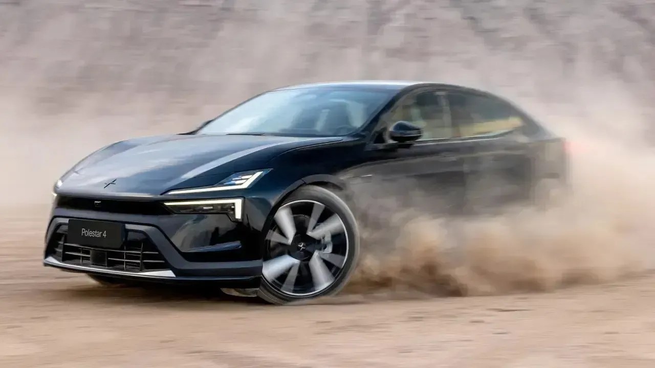 Polestar 4 / 4