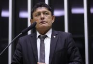 Deputado é condenado a pagar multa de R$ 54 mil por injúria contra governador do Pará