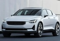 Polestar 2 ganha mais alcance para enfrentar Tesla Model 3 e pode vir ao Brasil