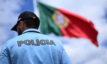 Português da alta sociedade é acusado de abusar de esposa de 95 anos