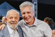 Após foto com prefeito de BH, Lula diz que apoiará petista nas eleições