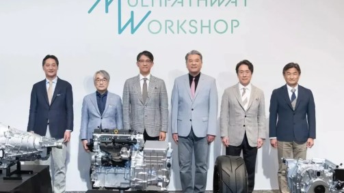 Executivos Toyta Mazda e Subaru
