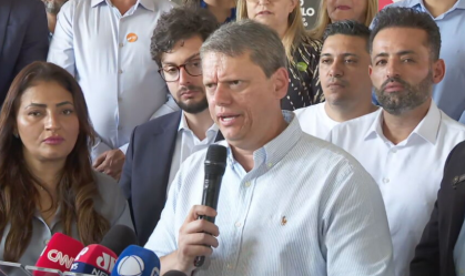 Tarcísio diz apoiar PEC de Lewandowski sobre segurança, mas quer maior participação dos Estados