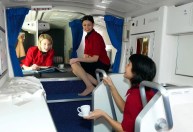Conheça espaços escondidos nos aviões que estão fora do alcance dos passageiros