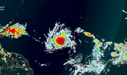 Tempestade tropical Beryl ganha força e se torna primeiro furacão da temporada