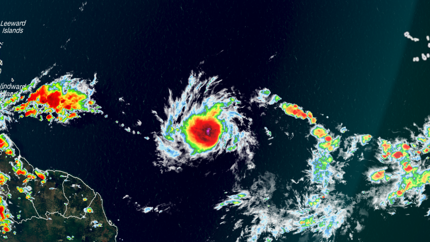 Tempestade tropical Beryl se fortalece e vira furacão perto de Barbados / CNN