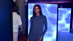 Tina Calamba no Baile da Sereia, aniversário de Yasmin Brunet