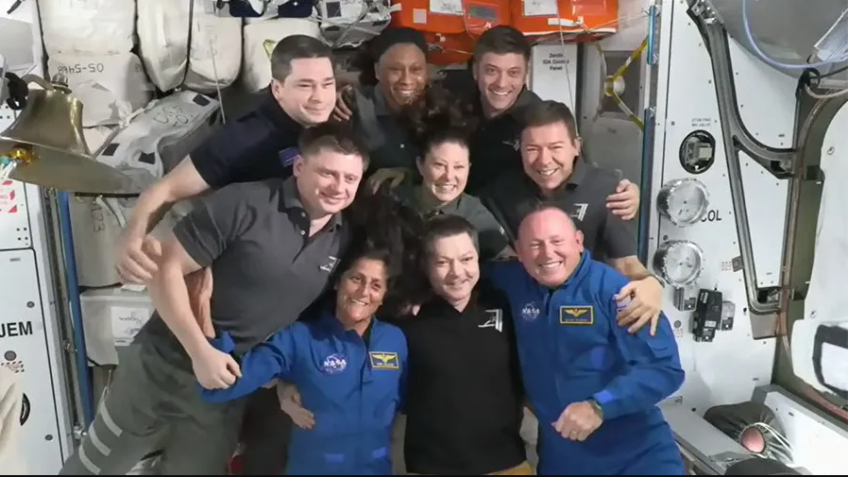 Tripulação do Starliner encontra agentes que já estavam na ISS / Foto: Nasa/Divulgação