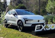 Volvo EX30: SUV elétrico com design minimalista chega ao Brasil; conheça