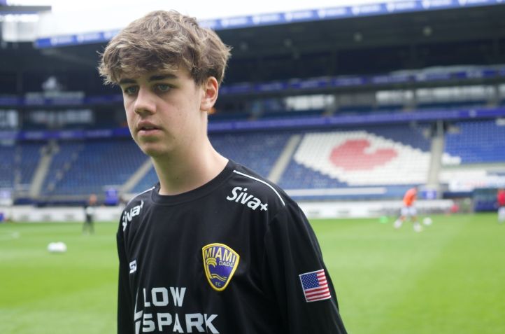 Lucas Boaro com a camisa do Miami Dade FC, dos Estados Unidos / Reprodução/Instagram