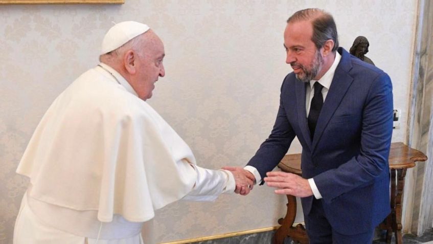 Papa Francisco e Alexandre Silveira / Divulgação
