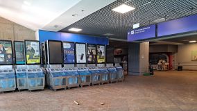 Saguão do aeroporto Salgado Filho, em Porto Alegre (RS), após limpeza