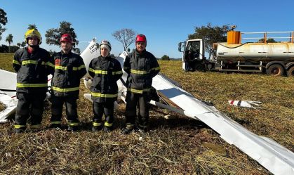 Bombeiros fizeram resgate da aeronave que caiu em Mato Grosso; dois ocupantes morreram