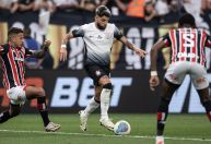 Artilheiro do Corinthians garante: "Vamos brigar por coisas maiores"