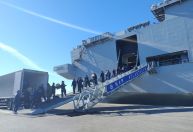Maior navio de guerra da América Latina volta ao RS com 115 toneladas de donativos
