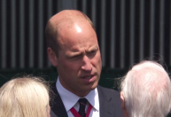 William diz que Kate está melhor e que gostaria de ter ido à celebração do Dia D