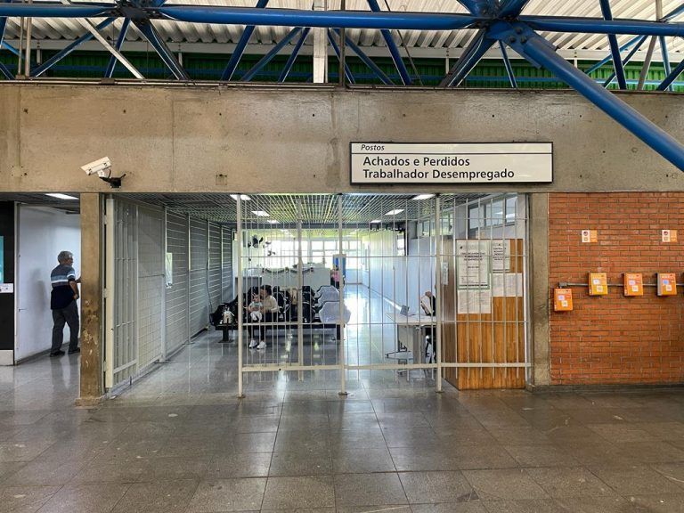 Posto de objetos achados e perdidos no transporte de SP / Governo de SP