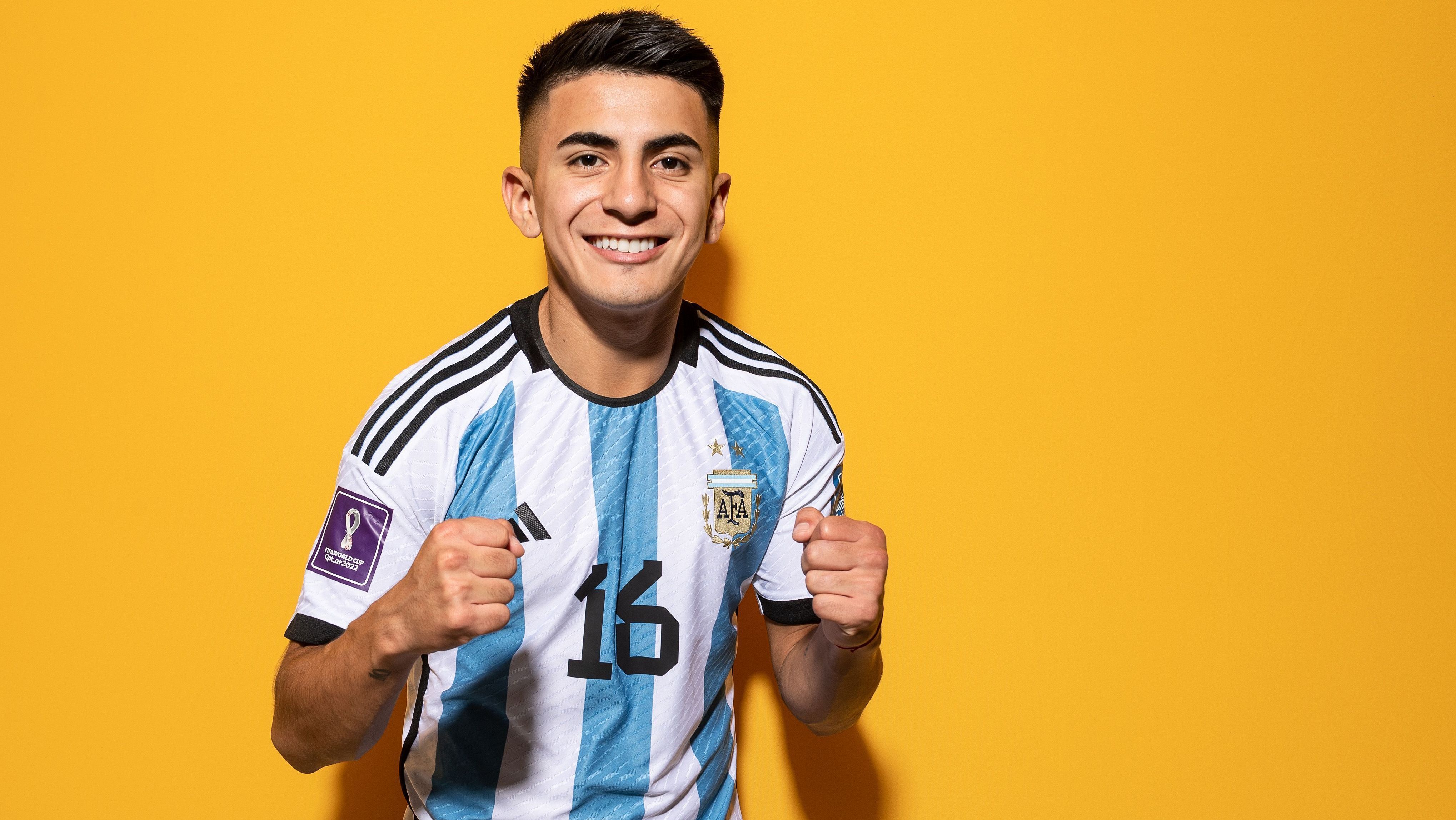 Almada foi campeão do mundo com a Argentina