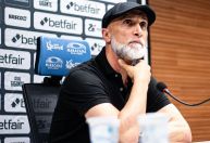 Vasco demite o técnico Álvaro Pacheco após quatro jogos