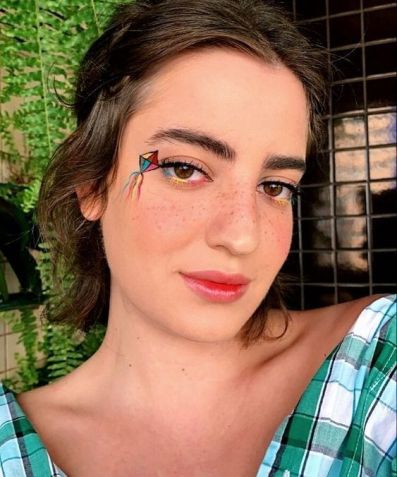 Delineado com bandeirinhas ou balão / Reprodução/Pinterest