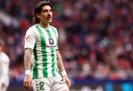 Ex-Arsenal e Seleção Espanhola, Bellerín passeia pela Av. Paulista; veja fotos