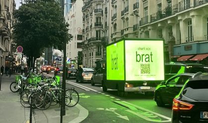 "Brat" é o nome do novo álbum de Charli XCX, que será lançado na sexta-feira (7)