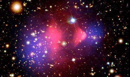 Como buracos negros primitivos poderiam explicar mistério da matéria escura