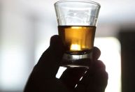 Governo de Minas investe R$ 3,7 milhões em pesquisas para aprimorar qualidade de cachaça