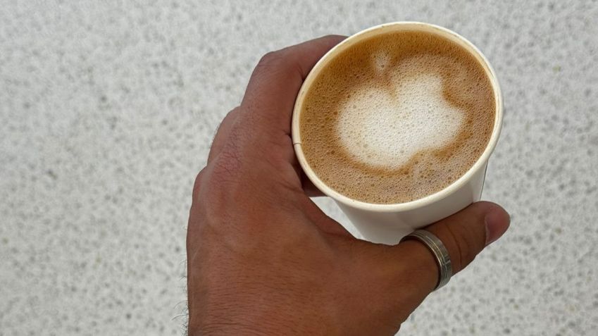 Vai um café com espuma em forma de maçã? / Phelipe Siani/CNN