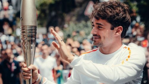 Leclerc foi o primeiro monegasco desde 1968 a carregar a tocha olímpica