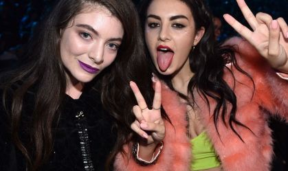 2014 MTV Video Music Awards - Backstage And Audience