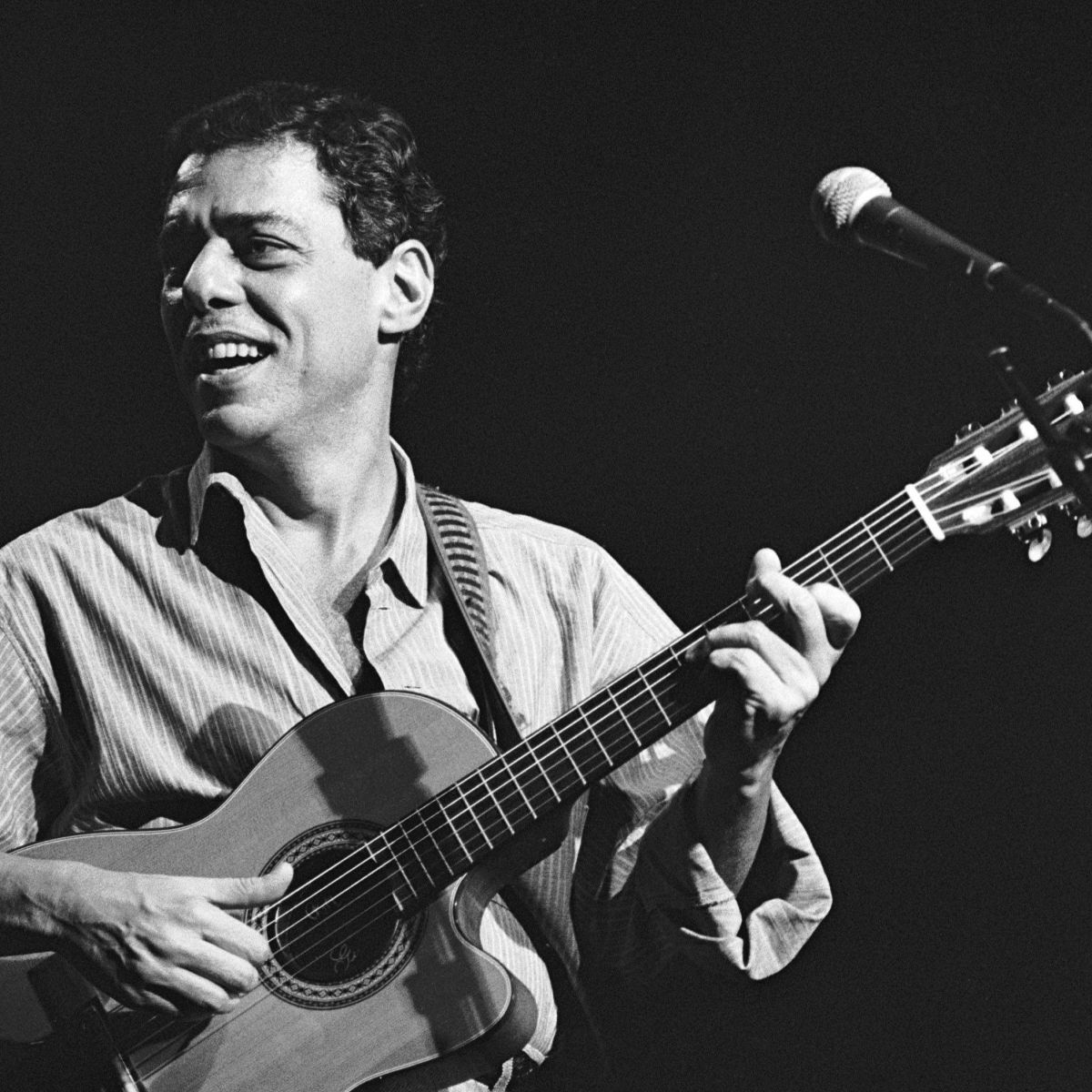 Chico Buarque faz 82 anos; relembre destaques da carreira do artista