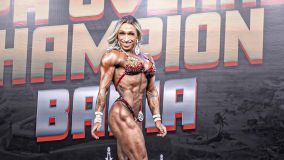 Cíntia Goldani competia em eventos de fisiculturismo