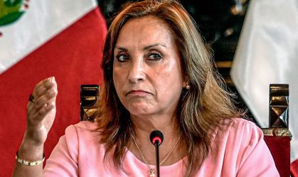 Presidente do Peru é acusada de crimes contra humanidade no TPI
