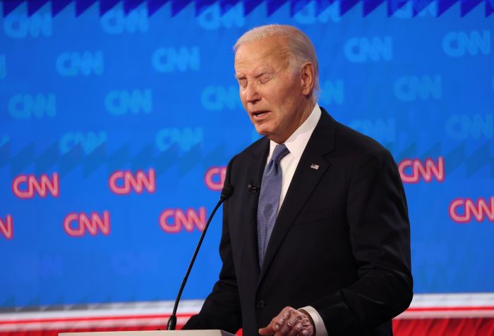 Biden pareceu ter dificuldades com sua apresentação em vários pontos durante o debate organizado pela CNN / Austin Steele/CNN via CNN Newsource