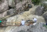 Deslizamento no Himalaia causa dez mortes; 2 mil turistas estão isolados