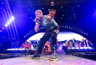 Coldplay em Glastonbury: veja como foi o show da banda no festival