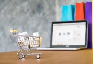 Shein, Shopee e Temu: quem vende mais barato e quem entrega mais rápido