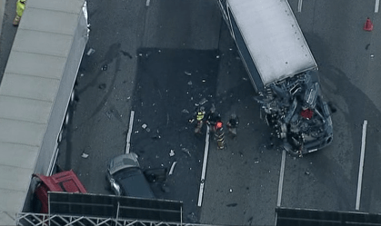 Acidente deixa dois mortos e dois feridos na Rodovia dos Bandeirantes, em SP
