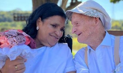 História de amor: idoso de 100 anos ganha ensaio fotográfico de pré-casamento em Minas Gerais