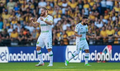Cuiabá goleia o Criciúma e conquista primeira vitória no Brasileirão