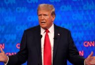 Trump busca vice que se submeta e não o atrapalhe, diz professor à CNN